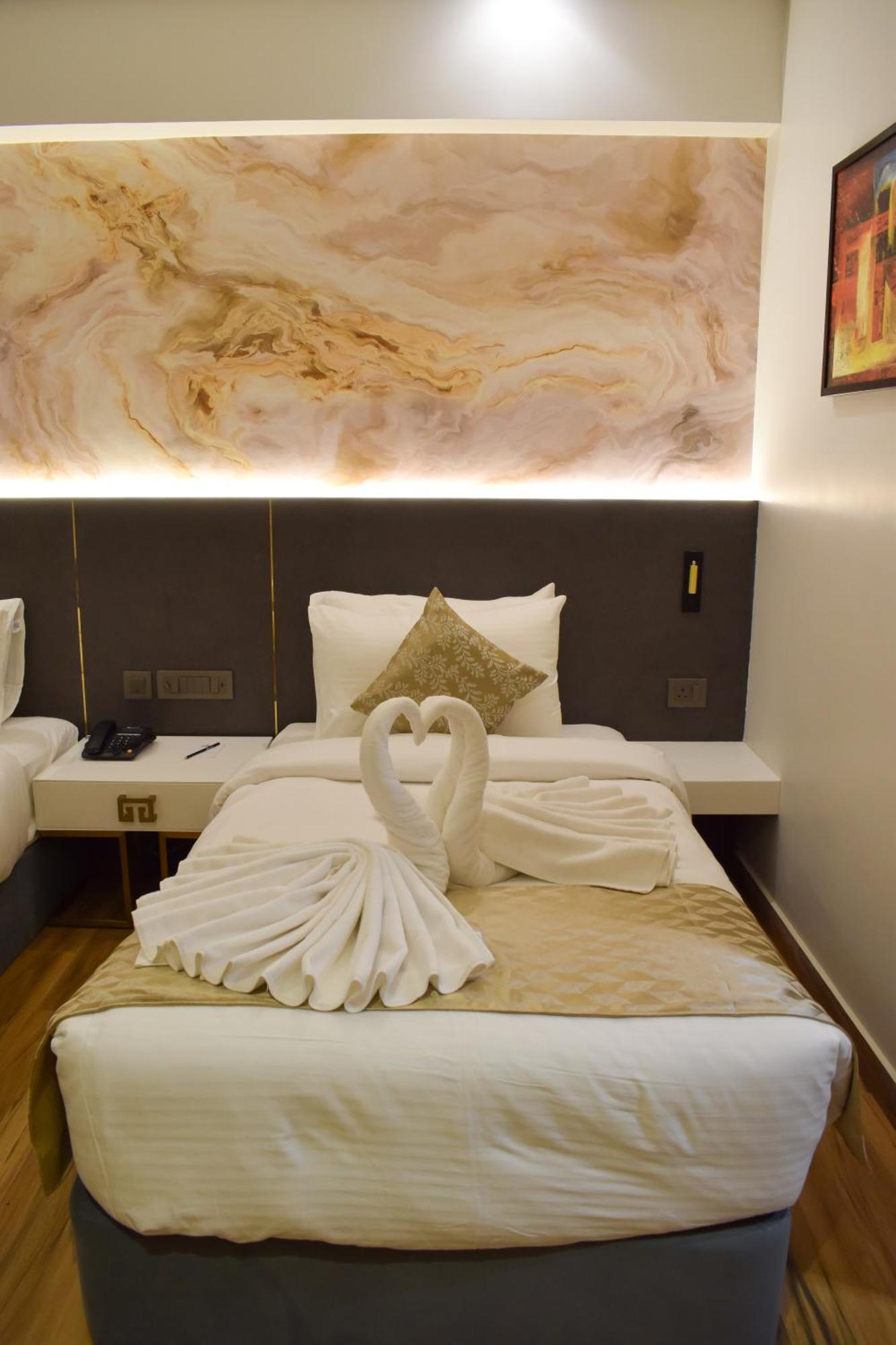 Tulip Inn Shravasti Bahraich Extérieur photo